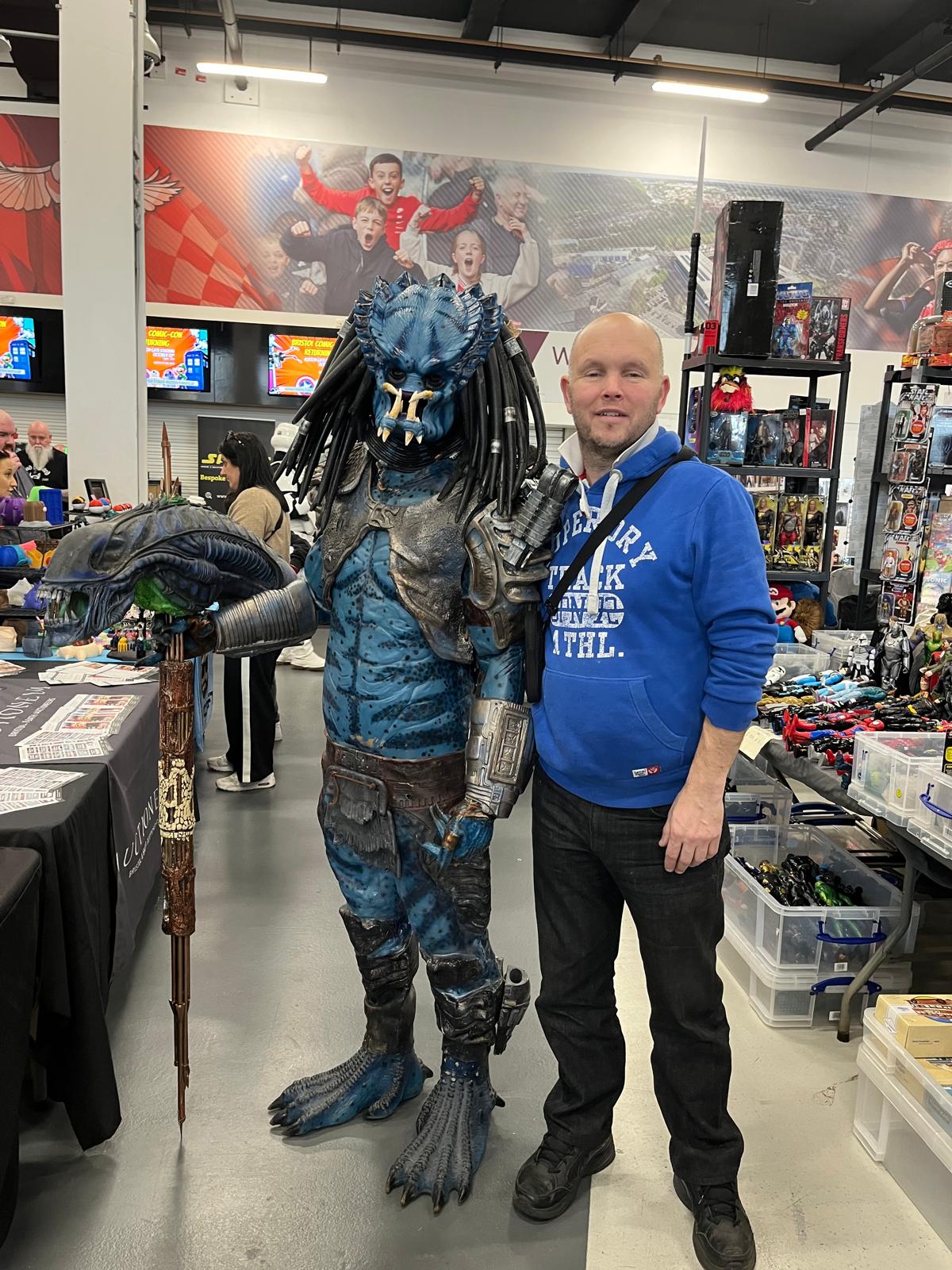 Predator cosplay at TheToyTable