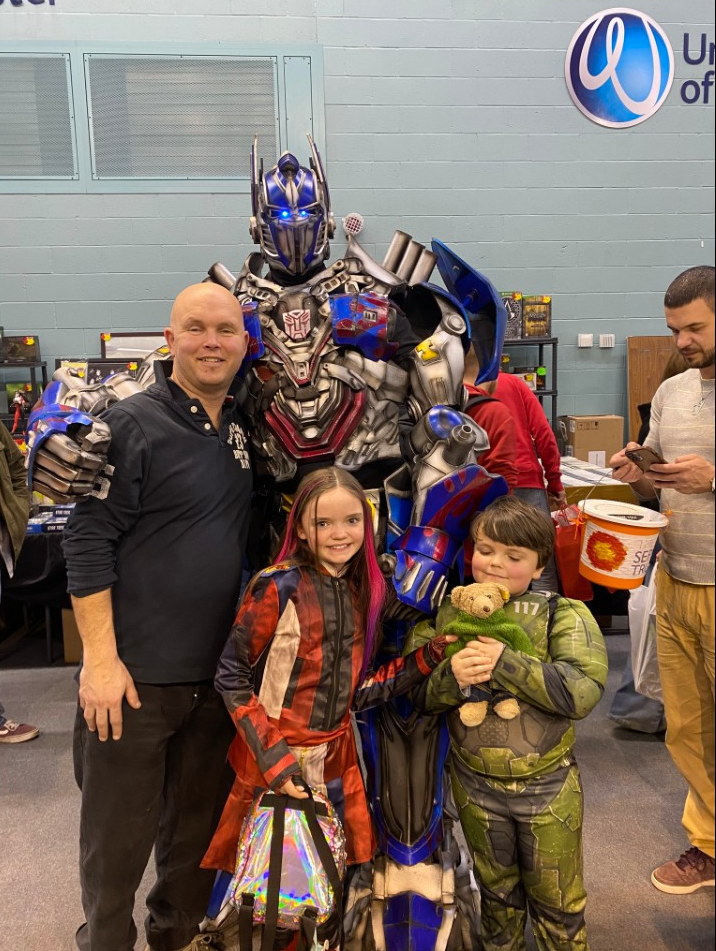 Optimus Prime cosplay with fans at TheToyTable